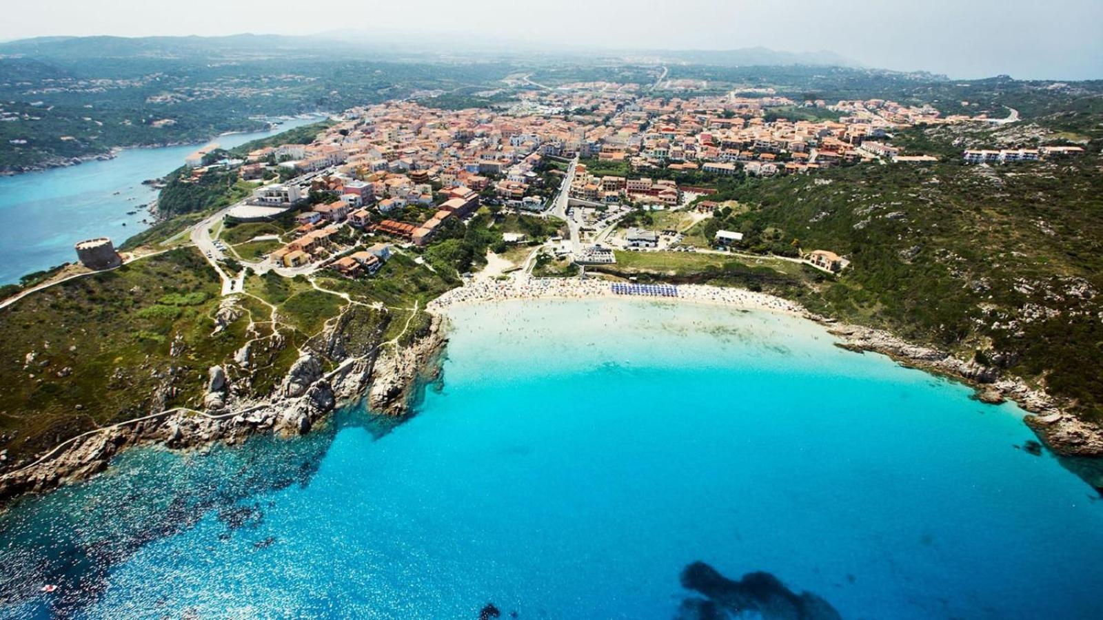 Tresor Hotell Santa Teresa Gallura Eksteriør bilde